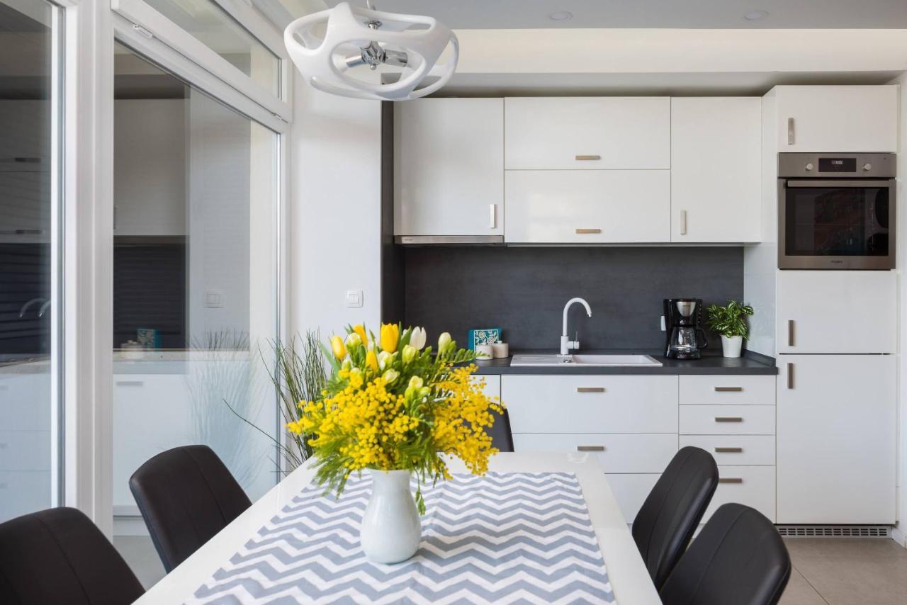 Villa Muller Apartments Сплит Экстерьер фото